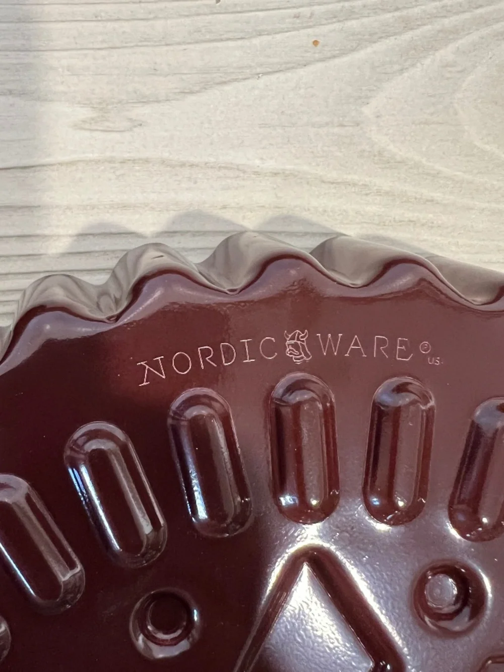 Nordic Ware Creme-Filled Cookie Cake Pan Set